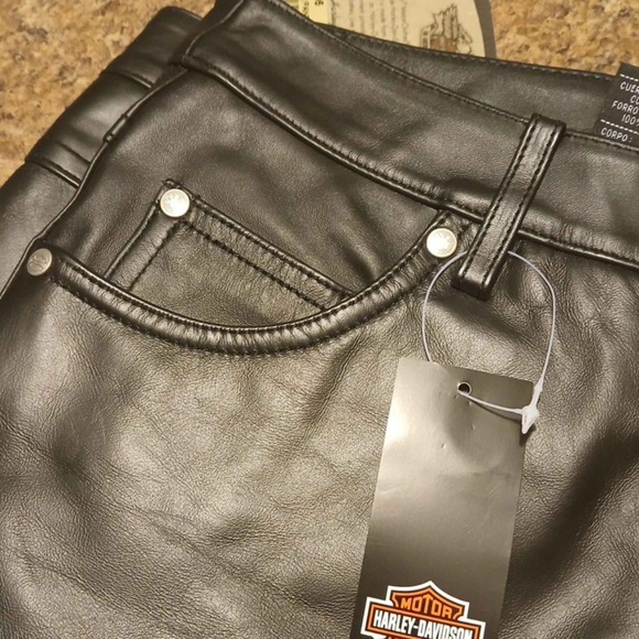 Women’s Harley Davidson Leather Pants - Picture 2 of 4